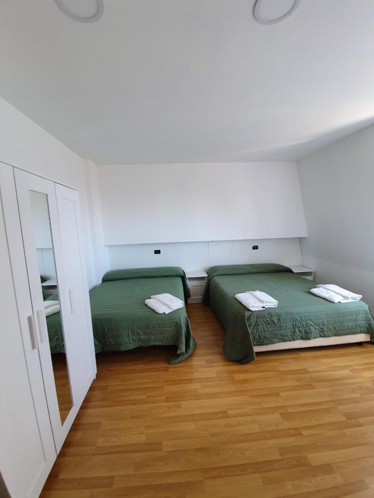 Camere Santa Rita San Giovanni Rotondo Quarto foto