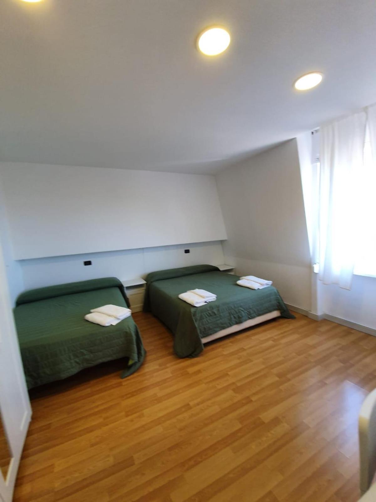 Camere Santa Rita San Giovanni Rotondo Quarto foto